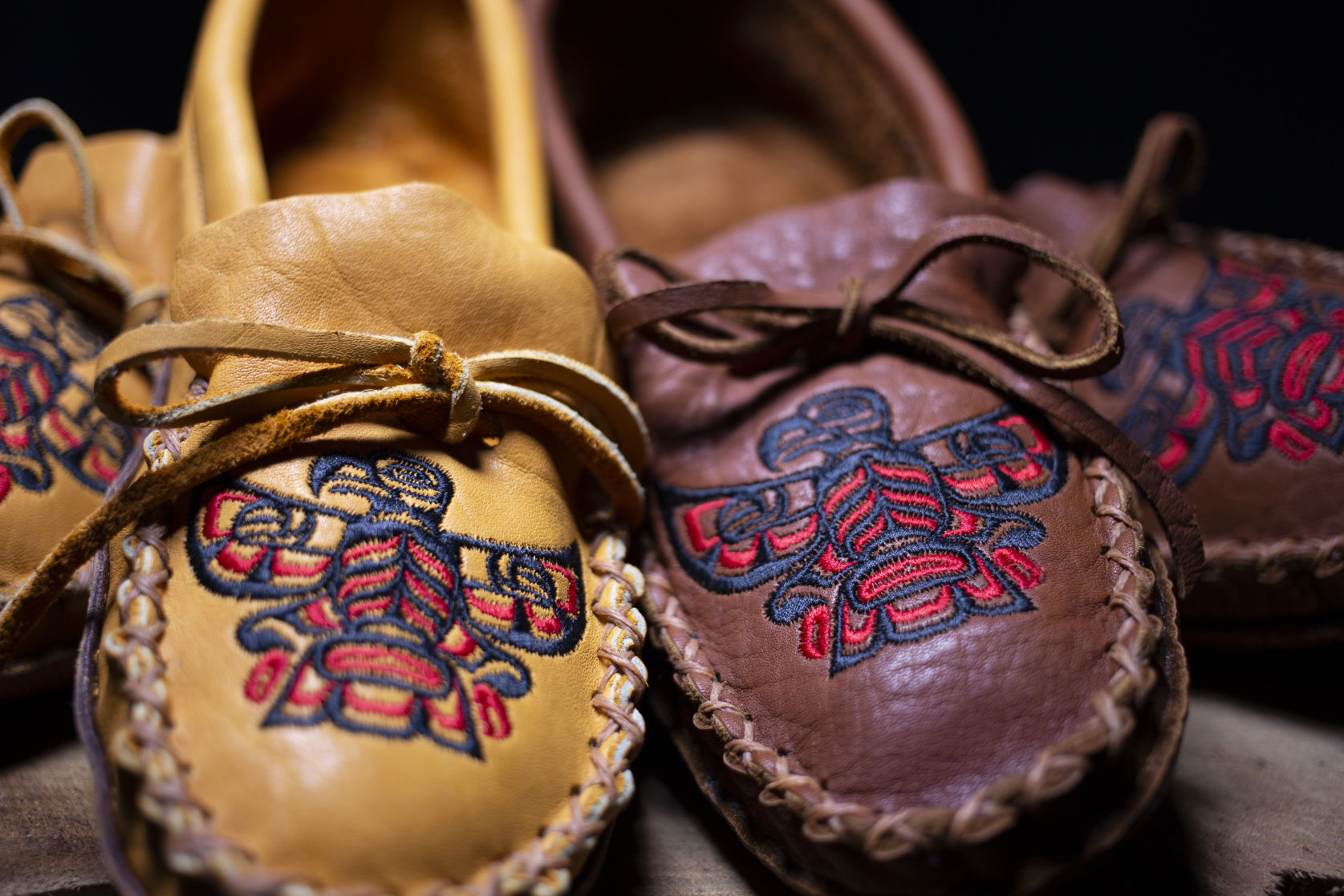 Hides in Hand Canadian Handcrafted Leatherware
